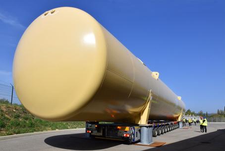 Liquid helium tank for ITER cryoplant. (Credit © ITER Organization, http://www.iter.org/)