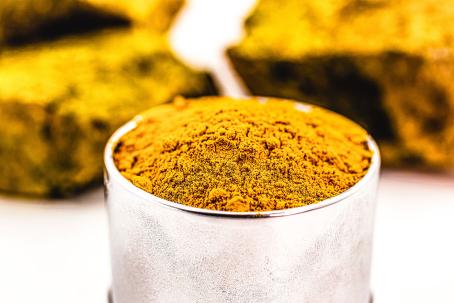 Concentrated ore in the form of uranium oxide U₃O₈, is also referred to, due to its yellow color, as yellowcake. (Source: © RHJ / stock.adobe.com)