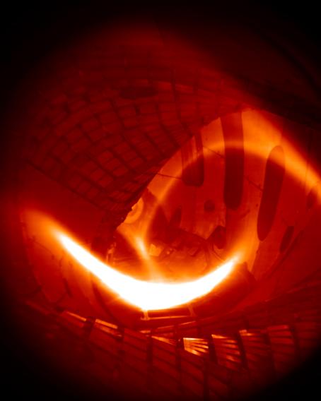 First hydrogen plasma in Wendelstein 7-X stellarator in 3 February 2016. (Credit: IPP)