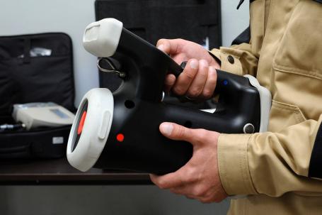 Handheld radioisotope identifiers enable rapid detection and analysis of radionuclides in buildings, equipment, and the surrounding environment during radiological surveys. (Source: © Yurii Zushchyk / stock.adobe.com) Handheld radioisotope identifiers enable rapid detection and analysis of radionuclides in buildings, equipment, and the surrounding environment during radiological surveys. (Source: © Yurii Zushchyk / stock.adobe.com)