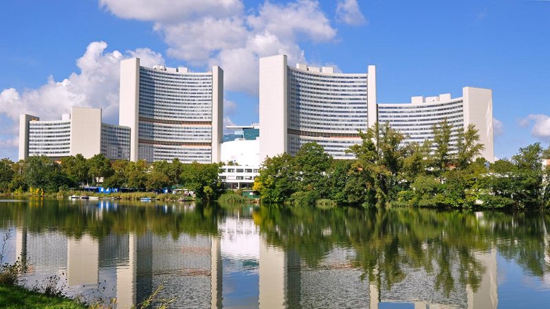 The Viennese International Center, referred to as the UNO City, is a modern complex of high-rise buildings that are used as headquarters of many international organizations. One of them is The International Atomic Energy Agency. (Source: © photo 5000 / stock.adobe.com)