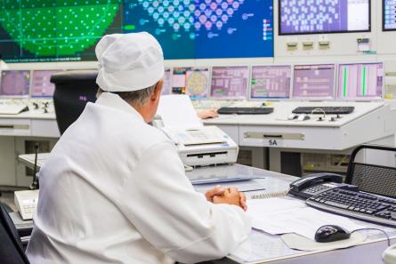 The control room serves as the operational centre of a nuclear power plant, where operators monitor plant systems and ensure their safe and reliable operation. (Source: © dedmorozlab / stock.adobe.com) The control room serves as the operational centre of a nuclear power plant, where operators monitor plant systems and ensure their safe and reliable operation. (Source: © dedmorozlab / stock.adobe.com)