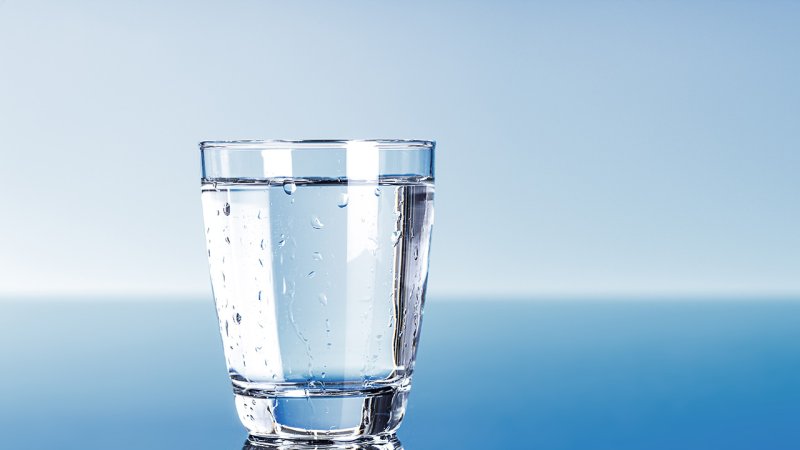 Ordinary water is a good moderator. Moreover, it is readily available and safe. Most nuclear blocks use ordinary water also as the coolant. (Source: © luchschenF / stock.adobe.com)