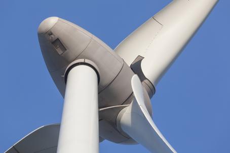 The capacity unit of wind turbines will growth to a 20 MW in the future. (Source: © esbobeldijk / stock.adobe.com)