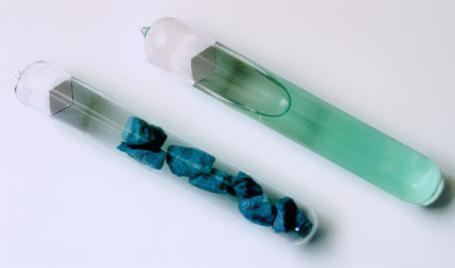 Solid and liquid phases of FLiBe salt, a lithium-beryllium fluoride mixture used as coolant or fuel salt in molten salt reactor designs. (Source: Wikipedia.org)