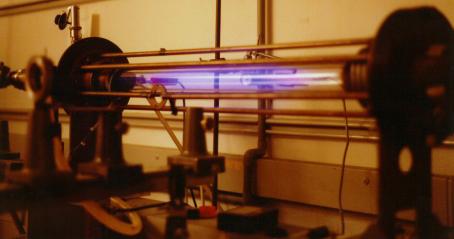 Plasma glowing inside laboratory Z-pinch device. (Source: Sandpiper / Wikipedia.org)