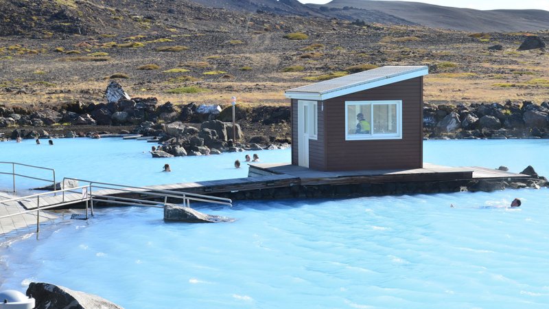 The Jarbodin natural spa (Iceland) — a calmer alternative to the Blue Lagoon. (Source: © Oleksii / stock.adobe.com)