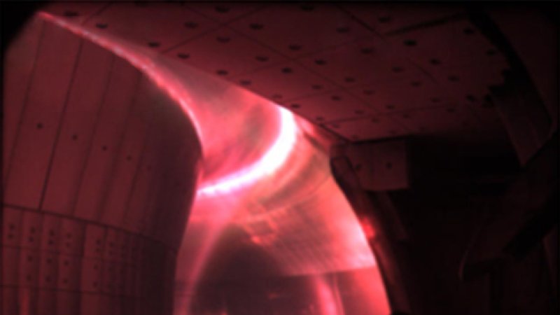 EAST, Experimental Advanced Superconducting Tokamak. A fast CCD camera (visible wavelength) image of plasma in the EAST Tokamak. (Source: Xiang Gao et. al., Wikipedia.org)