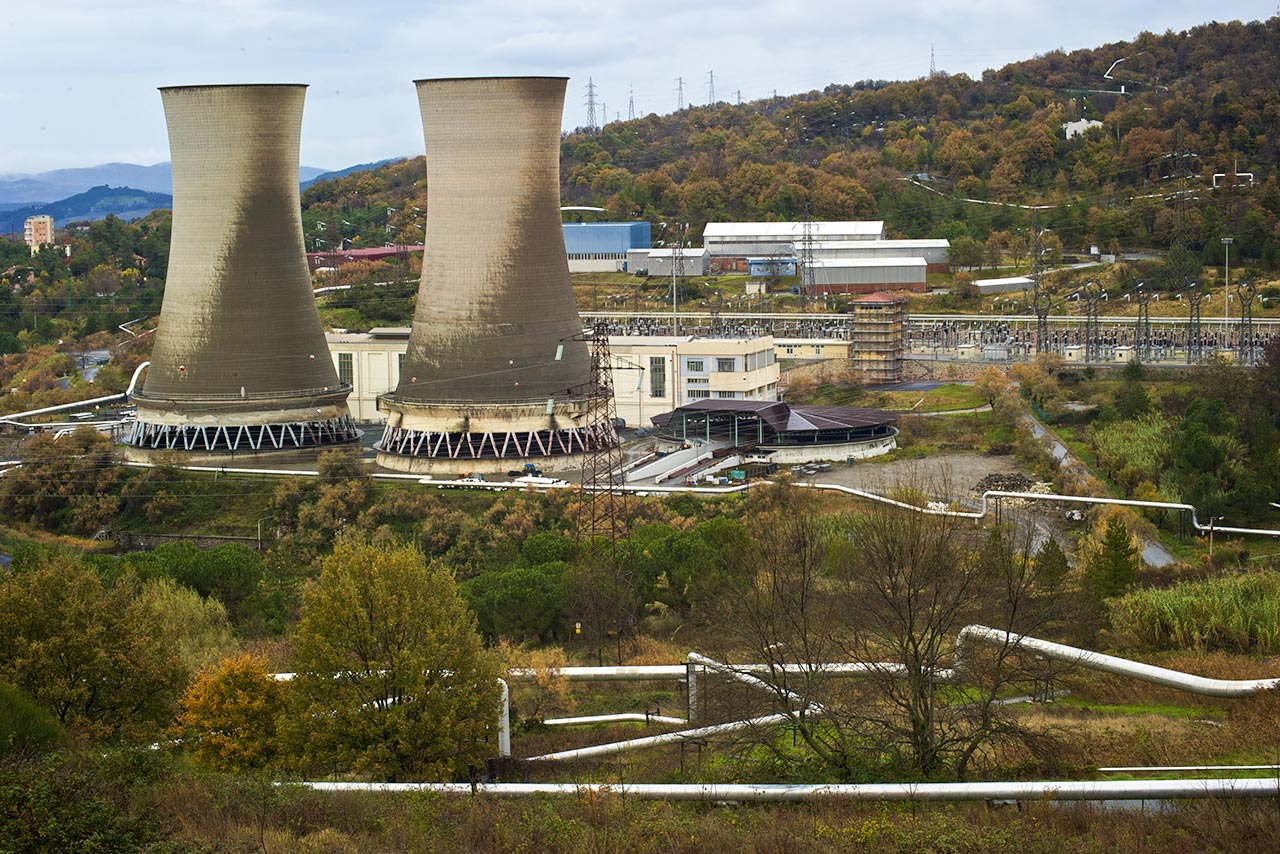 first geothermal power plant