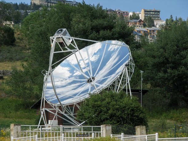 Concentric solar collector. (Source: © joël BEHR / stock.adobe.com)