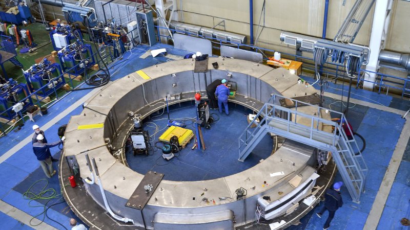 Smallest poloidal coil, “only” 9 metres in diameter. (Credit © ITER Organization, http://www.iter.org/)